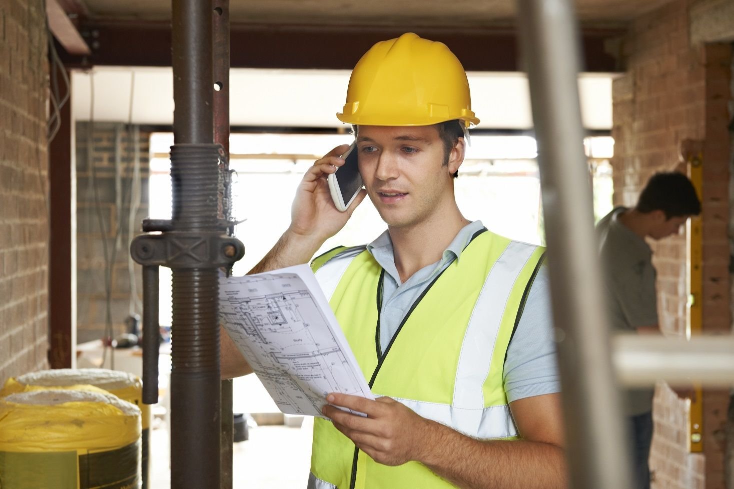 Builder_on_the_phone_low_res.jpg